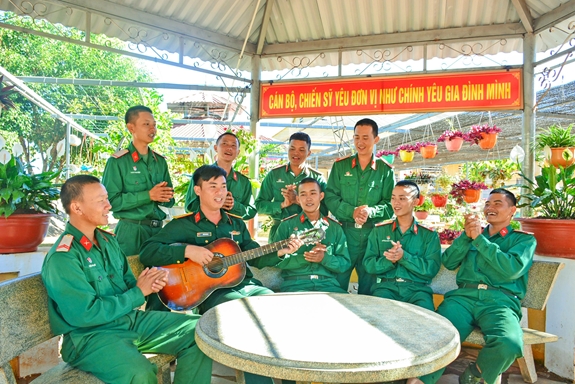 VUI XUÂN, ĐÓN TẾT BẢO ĐẢM AN TOÀN

